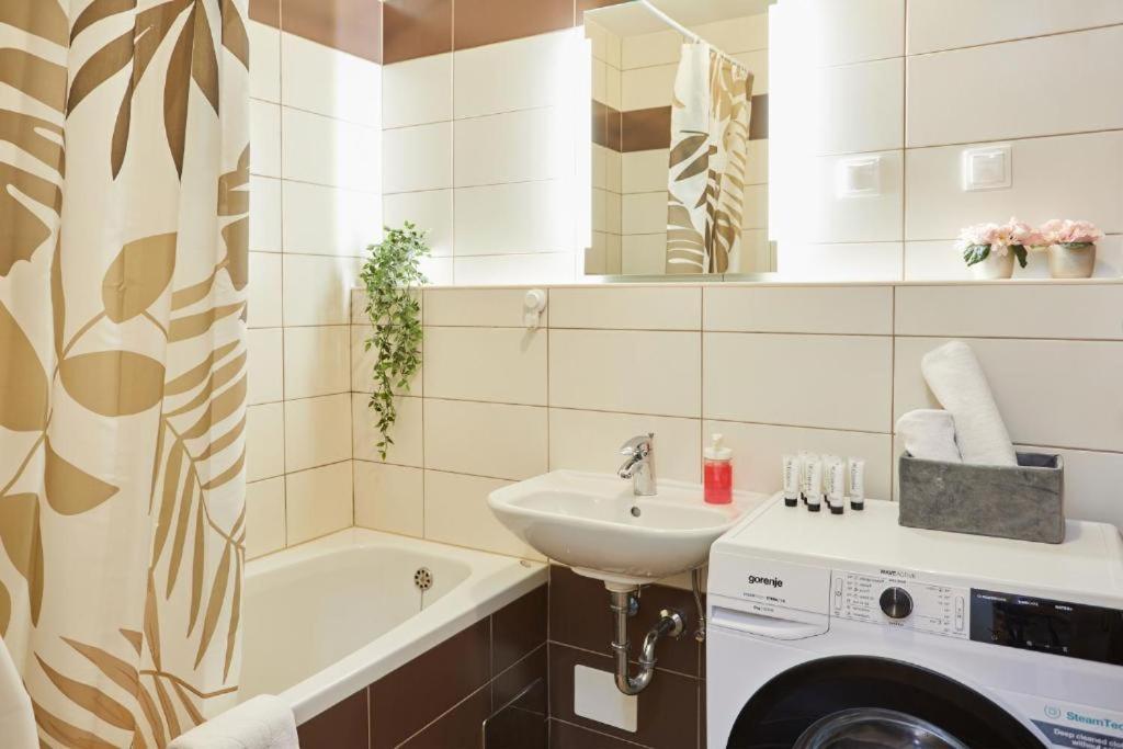 Apartment Madral Zagreb Ngoại thất bức ảnh