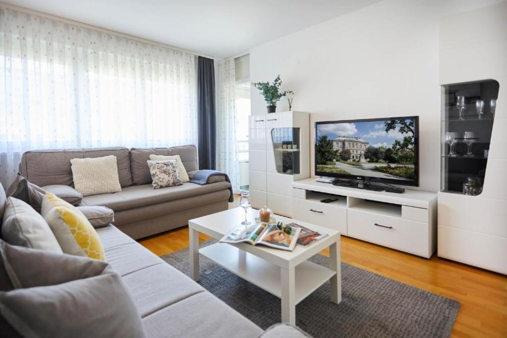 Apartment Madral Zagreb Ngoại thất bức ảnh